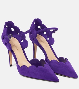 Suede pumps