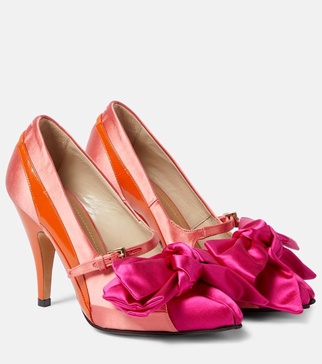 Tabi Monster satin bow 110 pumps