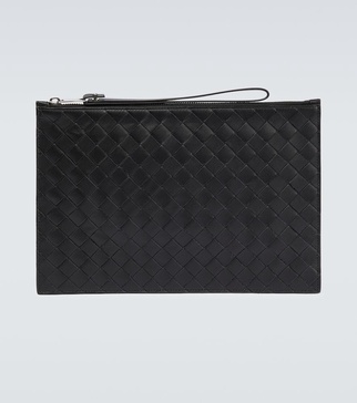 Intrecciato Large leather pouch