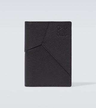 Puzzle leather card case