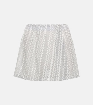 Zig-zag knit miniskirt