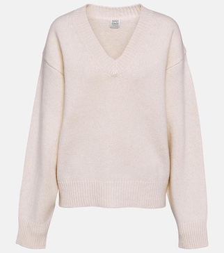 Wool and cashmere sweater