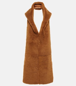 Hooded shearling scarf