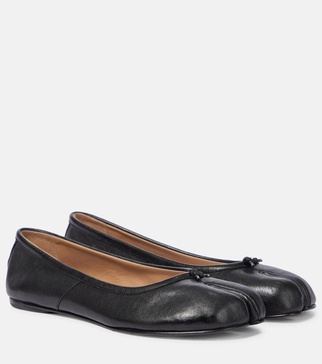 Tabi leather ballet flats