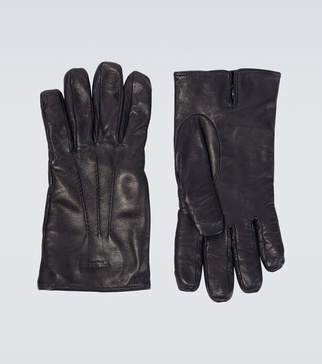 Leather gloves