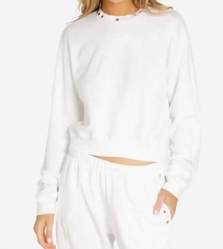 exon crop crew neck w/ neck trim in white