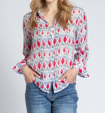 diamond buttondown blouse in pink/grey