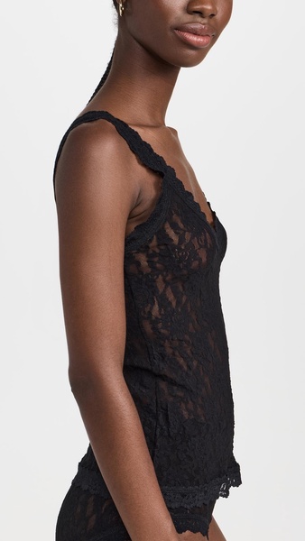 Signature Lace V Neck Unlined Cami