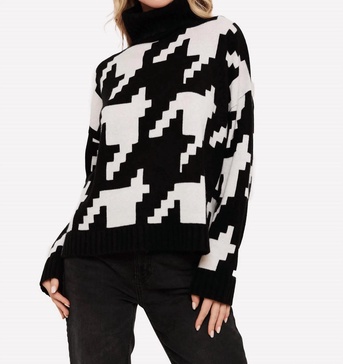 hayley houndstooth roll neck in black/white