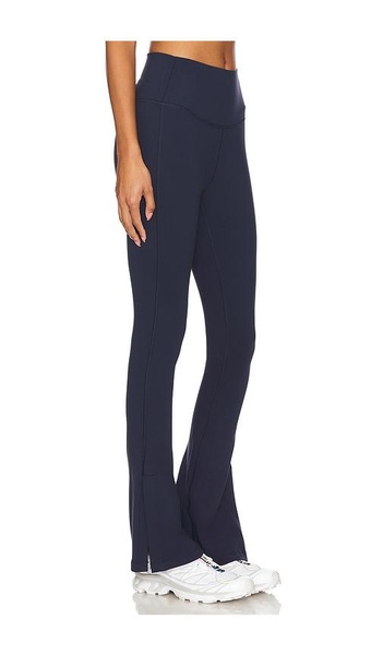 Raquel High Waist Supplex Flare 30" Legging