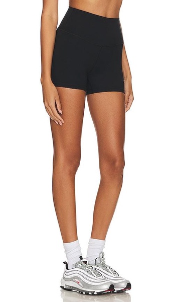 Airweight High Waist 3.5" Short