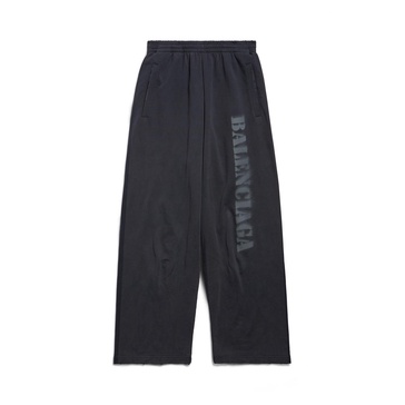 Stencil Type Baggy Sweatpants in Black/grey