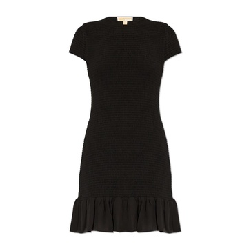 Dress with short sleeves