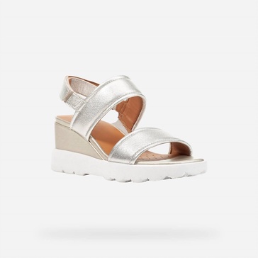 women's spherica sandal in gold