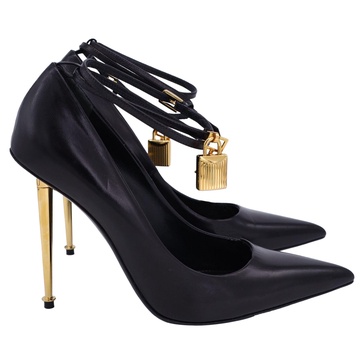 padlock pumps in black goatskin leather