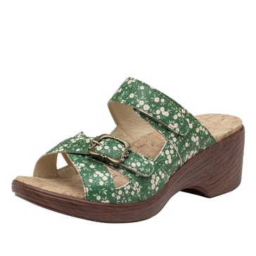 women's sierra sandals in green acres