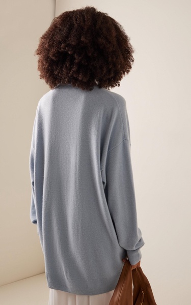 Zoe Oversized Wool-Cashmere Turtleneck Sweater