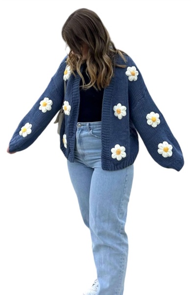 daisy cardigan in navy