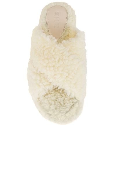 Dynora Fuzzy Slides