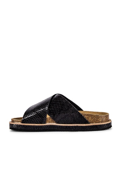 SIDELINES Sandals