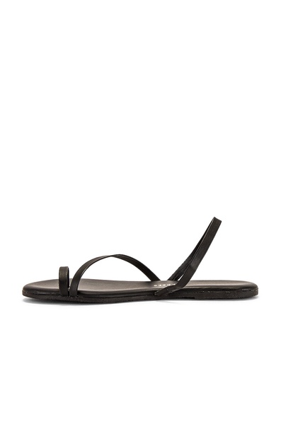 LC sandals