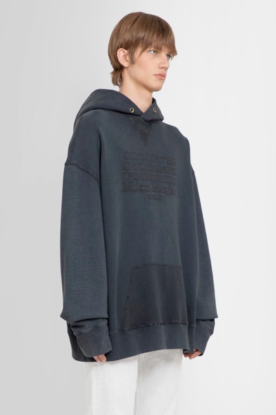 number logo oversized hodie