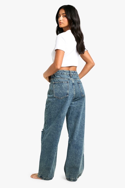 Petite Basics Ripped Knee Boyfriend Jeans