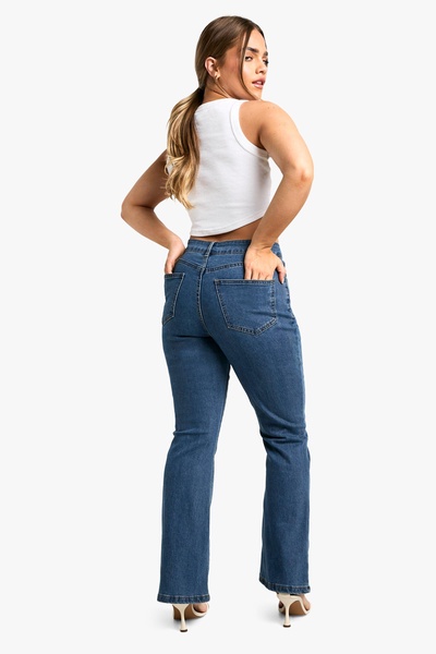 Petite Basics Flared Jeans