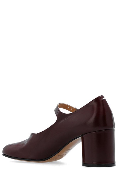 Maison Margiela Tabi Buckle-Fastened Mary Jane Pumps