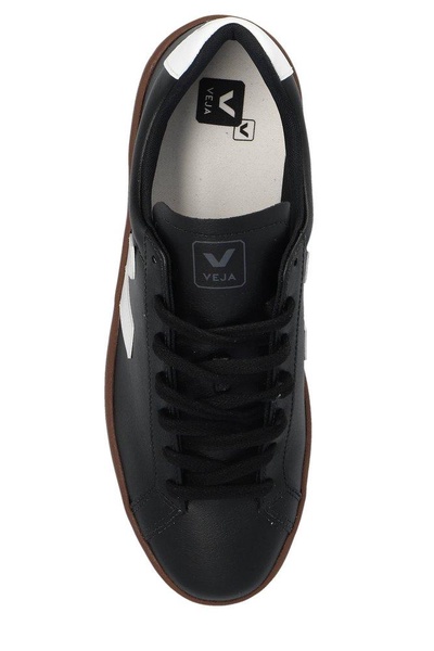 Veja Urca Low-Top Sneakers