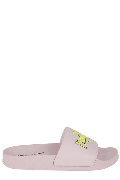 Chiara Ferragni Logo Detailed Slides