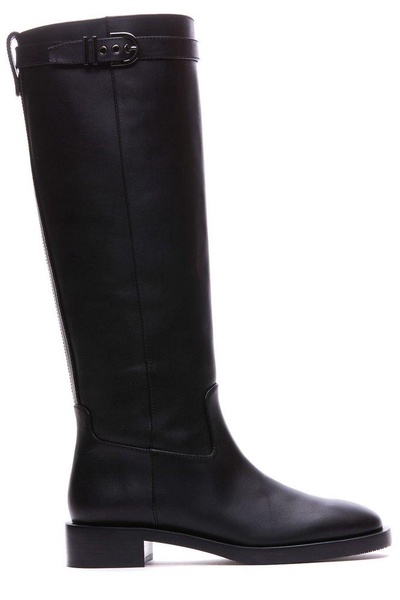 Stuart Weitzman Maverick Round-Toe Boots