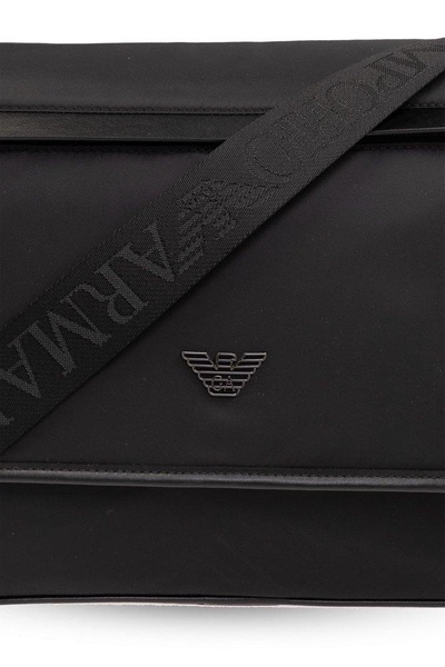 Emporio Armani Logo-Plaque Magnetic Fastened Shoulder Bag