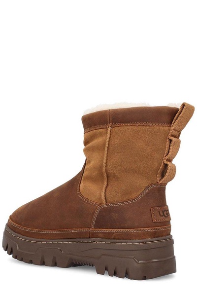 UGG Heritage Pull-On TrailGazer Boots