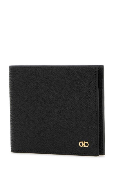 Ferragamo Logo-Plaque Bi-Fold Wallet