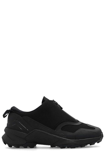 Y-3 Terrex Swift R3 Zipped Sneakers