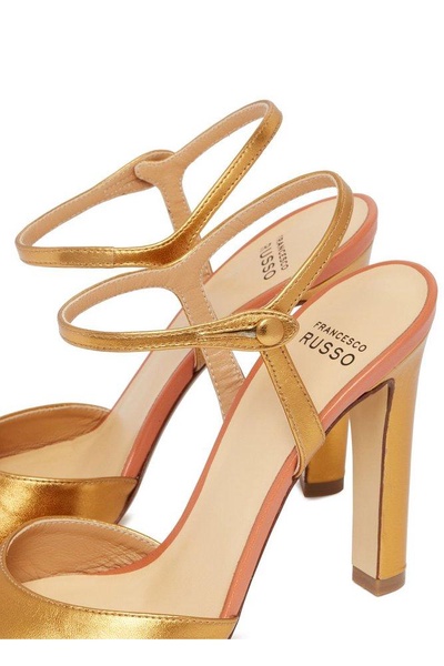 Francesco Russo Round Toe Mary Jane Pumps