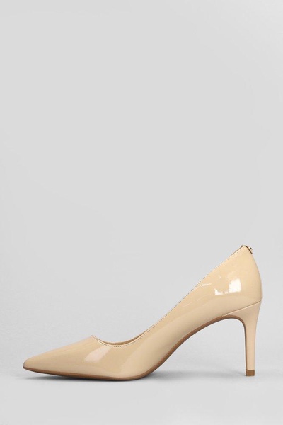 Alina Flex Pump Pumps In Powder Patent Leather