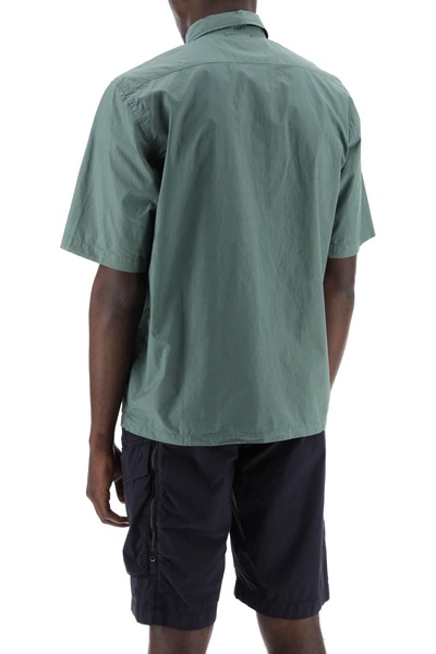 short-sleeved poplin shirt