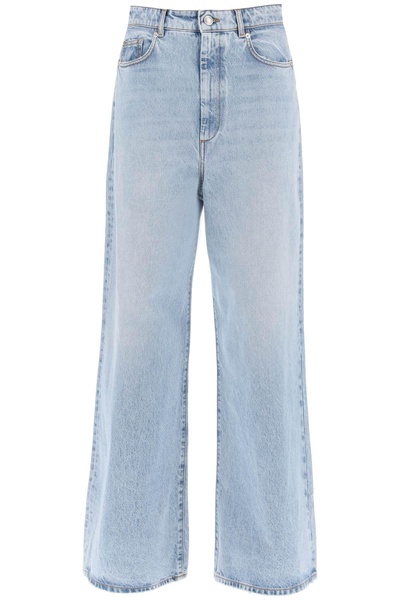 wide-legged angri jeans for a