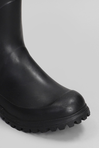 799 Rubber Boots Low Heels Boots In Black Rubber/plasic