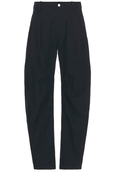 Curved Two Tuck Pants