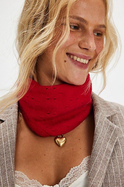 Essential Triangle Scarf