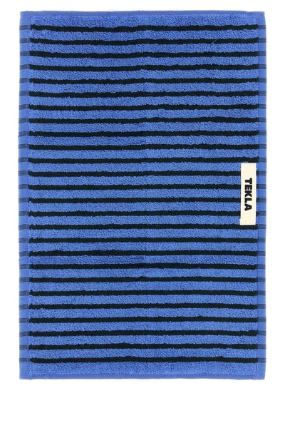 Embroidered terry guest towel