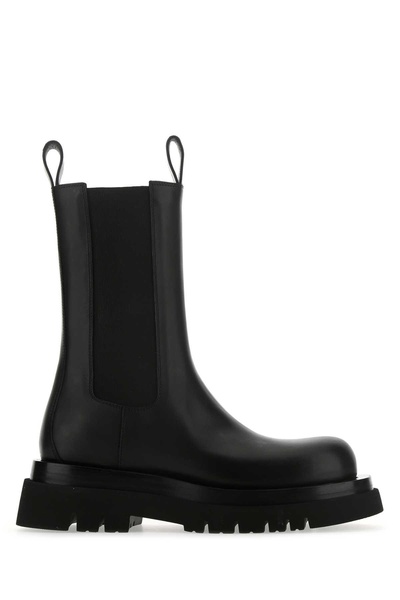 Bottega Veneta Woman Black Leather Lug Boots