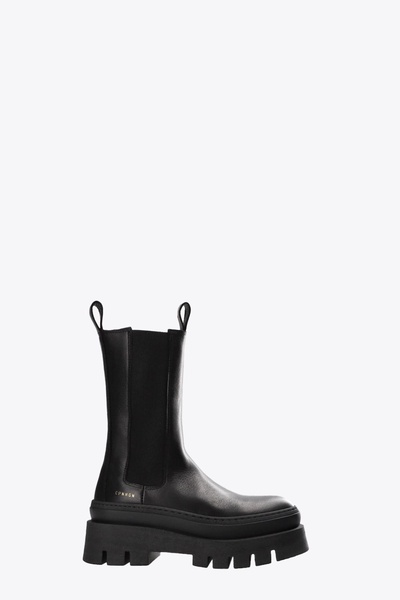 Woman Leather Chelsea Boot Black leather calf-high chelsea boots with chunky sole