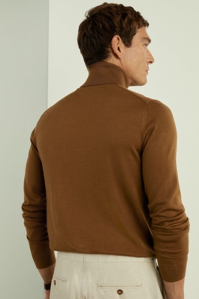 Merino Roll Neck Jumper in Tobacco Brown