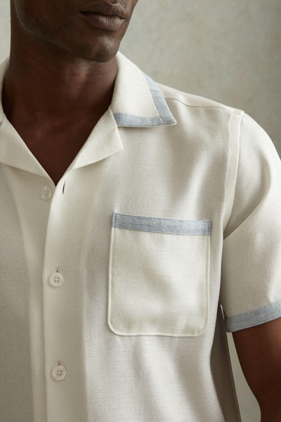 Contrast Trim Cuban Collar Shirt in Ecru/Soft Blue