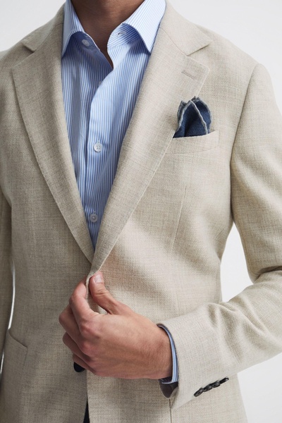 Slim Fit Textured Wool Blend Blazer in Oatmeal