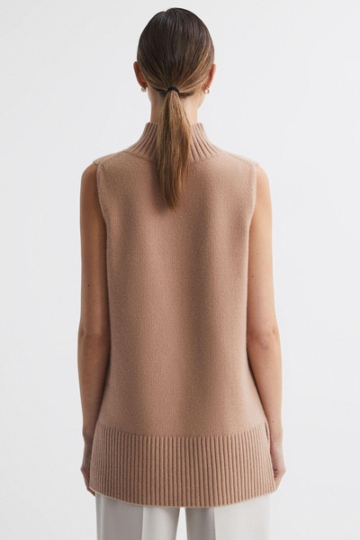 Casual Wool-Cashmere Funnel Neck Sleeveless Top in Camel